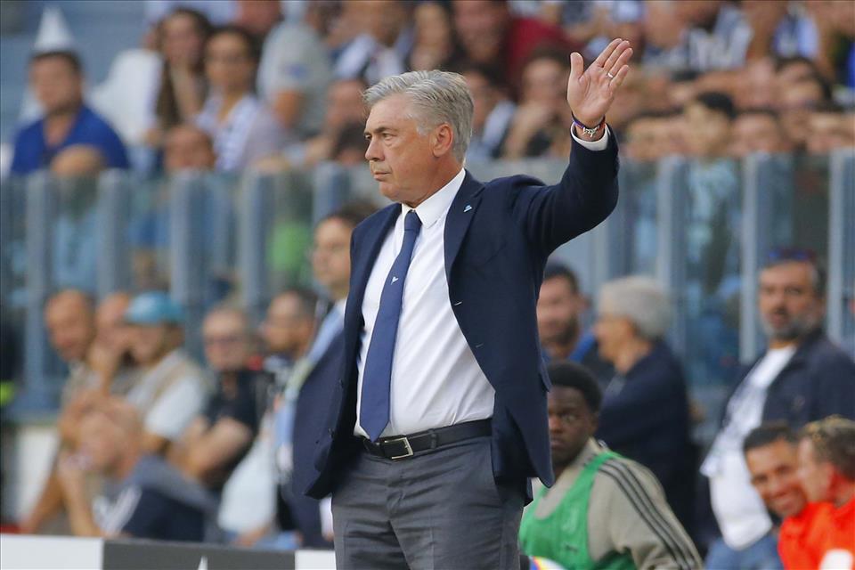 «Dobbiamo avere più coraggio» sia lo slogan del Napoli di Ancelotti