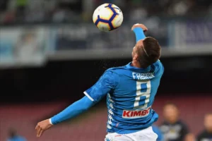 De Laurentiis non fa sconti a nessuno