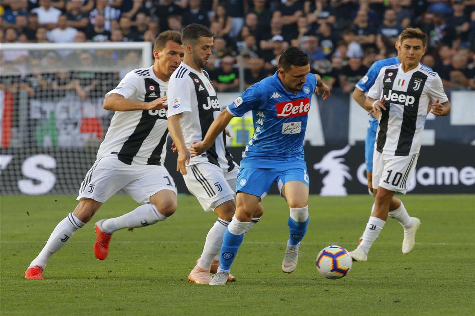 La Juventus e Cristiano Ronaldo hanno evidenziato le lacune dei terzini del Napoli