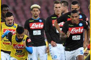 Ancelotti si diverte con la rosa del Napoli: comodo 3-0 al Parma e aspetta la Juventus item-thumbnail