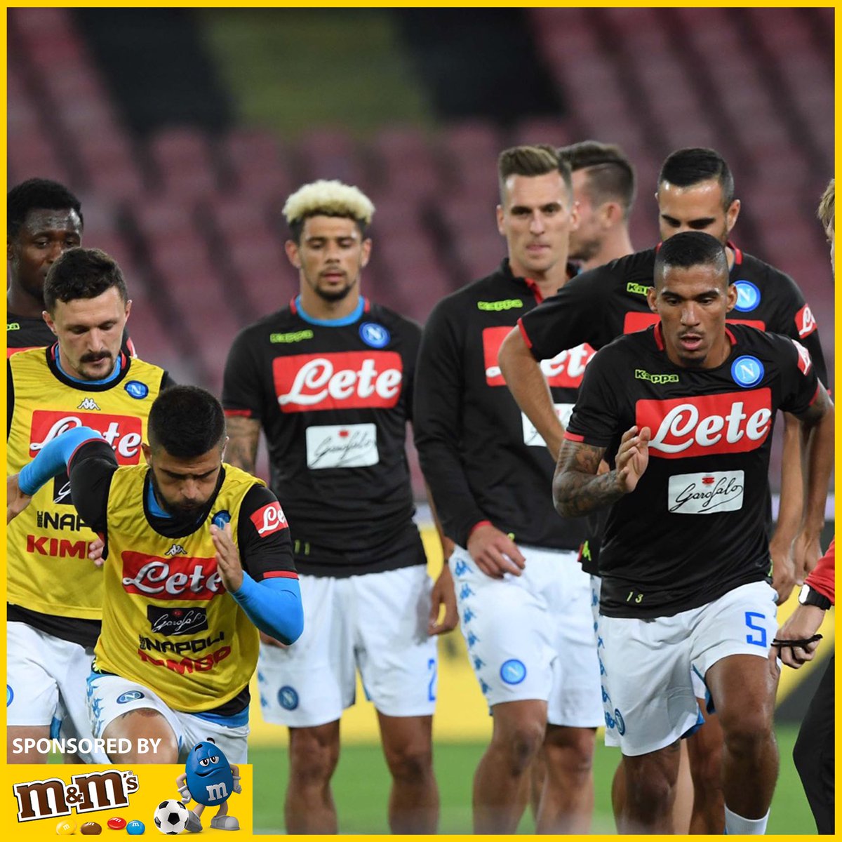Ancelotti si diverte con la rosa del Napoli: comodo 3-0 al Parma e aspetta la Juventus Ancelotti si diverte con la rosa del Napoli: comodo 3-0 al Parma e aspetta la Juventus