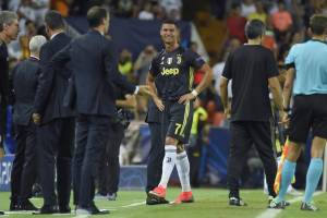 Dopo il rosso a Ronaldo, la Juventus e i media chiedono il Var in Champions item-thumbnail