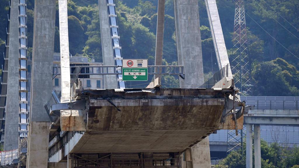 Autostrade contro Cesi: “Non avevano il metro per pronunciarsi sulla stabilità del Morandi”