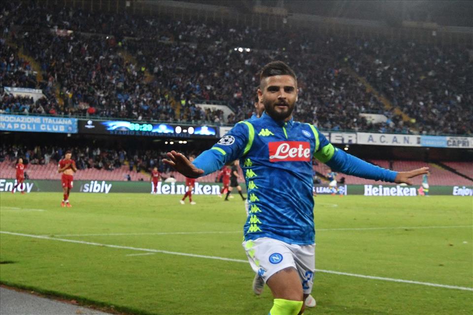 Quando Klopp scorge Napoli e il San Paolo, Insigne non sa resistere