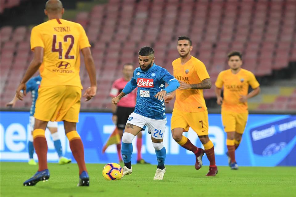 Lo spettacolo incerto di Napoli-Roma