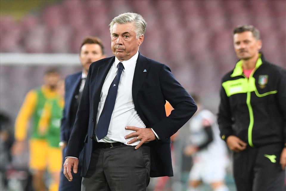 Ancelotti: «Koulibaly via per il razzismo? Sta bene a Napoli e in Italia»