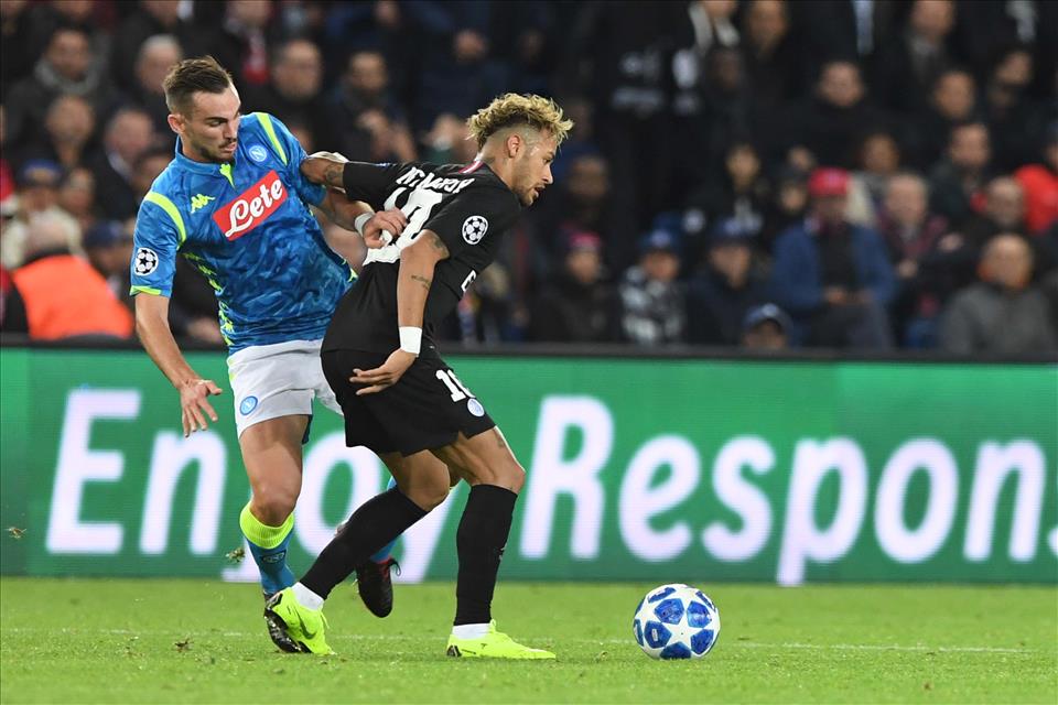 Ospina Pastacrisciuta se facette rispettà, Fabian Ruiz tene granna perzunalità Ospina Pastacrisciuta se facette rispettà, Fabian Ruiz tene granna perzunalità