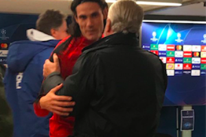 Mattino: torna la suggestione Cavani al Napoli. Ma per ora è solo un sogno item-thumbnail