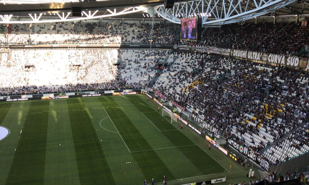 Arrestato finanziere che forniva informazioni al clan in cambio di biglietti per la Juve