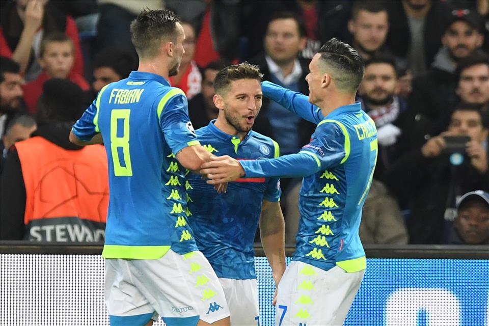 Gazzetta: Mertens in panchina a Genova, torna Verdi