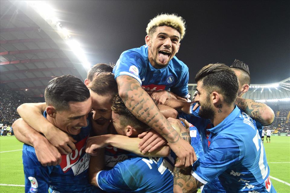 Udinese-Napoli 0-3, pagelle / Il Napoli di Re Carlo è un’anguilla sfuggente: offre variazioni su variazioni