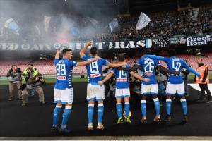 Gazzetta: «Il Napoli ha fatto vedere come si fa prima della Champions League» item-thumbnail