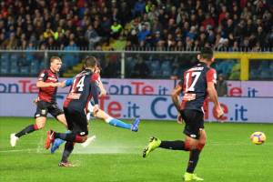 Il tacco di Mertens, la bellezza che batte la pioggia item-thumbnail