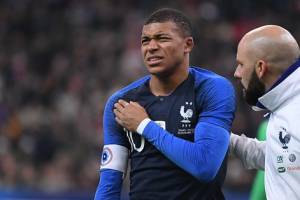 Psg, anche Mbappè positivo al Covid. Lascia il ritiro della Nazionale. Furia Leonardo item-thumbnail