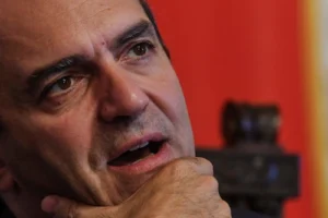 De Magistris