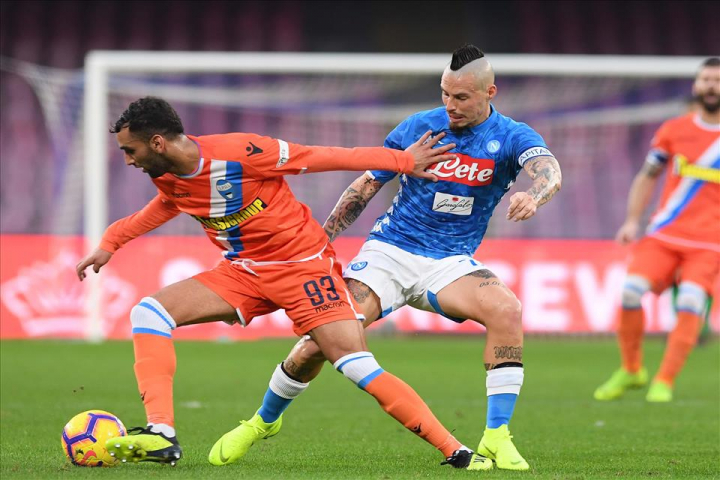 Repubblica: Napoli-Spal, vittoria sporca e striminzita Repubblica: Napoli-Spal, vittoria sporca e striminzita