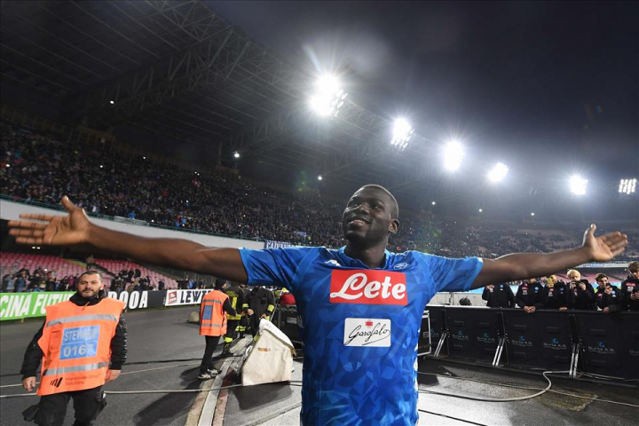 Gazzetta: Napoli-Bologna, le curve non indosseranno la maschera di Koulibaly