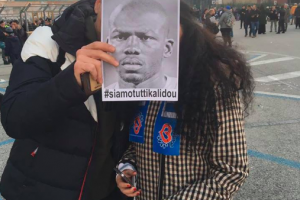Per la Gazzetta “a Napoli le curve si sono astenute dall’omaggio a Koulibaly” item-thumbnail