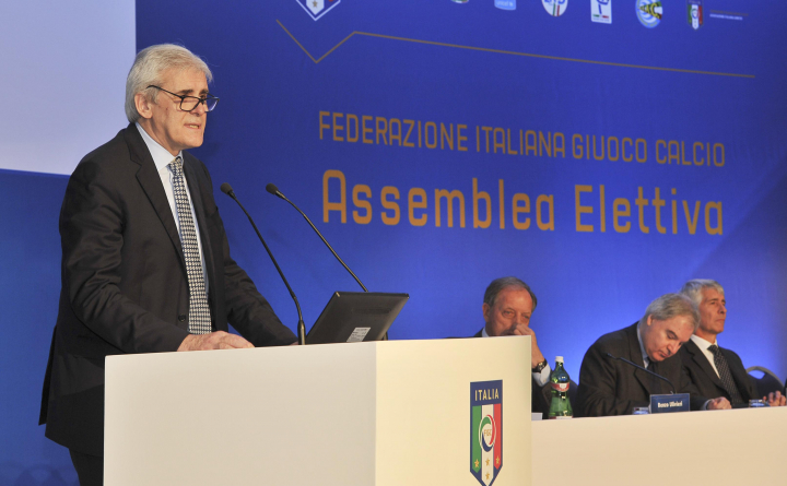 Nicchi: «Bisogna smettere di parlare di Var, razzismo e violenza» Nicchi: «Bisogna smettere di parlare di Var, razzismo e violenza»