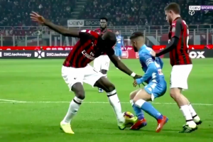 Marelli: “Non è rigore su Insigne, altrimenti ce ne sarebbero dieci a partita” item-thumbnail