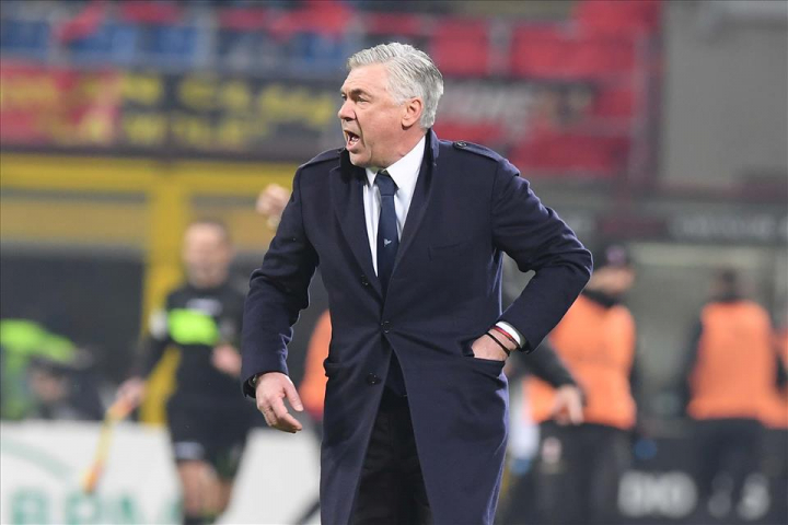 Fabian Ruiz squalificato, Ancelotti no. Multato il Milan per i cori