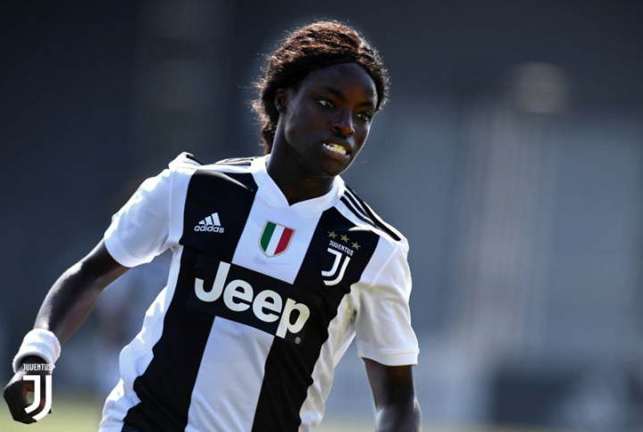Aluko lascia l’Italia razzista: “Torino è due decenni indietro, nei negozi mi guardano con diffidenza” Aluko lascia l’Italia razzista: “Torino è due decenni indietro, nei negozi mi guardano con diffidenza”