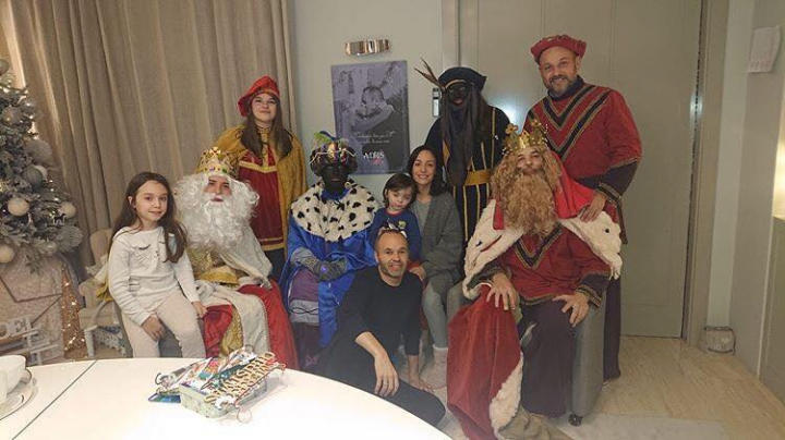 Gaffe razzista di Iniesta su Instagram Gaffe razzista di Iniesta su Instagram