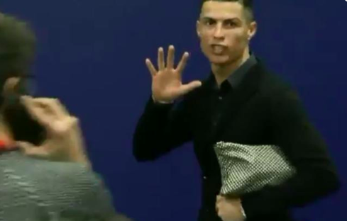 Gazzetta: “Ronaldo ha trovato l’orgoglio solo per fare la manita ai tifosi dell’Atletico”
