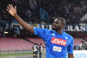 Il Corrmezz: “Dal 1° luglio ingaggio di 7 milioni per Koulibaly” item-thumbnail