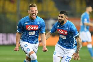 Napoli: ballottaggi per i terzini e il centravanti. Juventus: CR7 gioca item-thumbnail