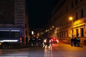Caccia all’uomo a Roma: accoltellati tre tifosi del Siviglia (e due passanti) item-thumbnail