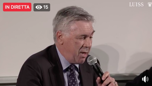 Ancelotti alla Luiss: «Col Napoli voglio battere il record di otto anni di permanenza al Milan». E si commuove parlando del figlio Davide (VIDEO) Ancelotti alla Luiss: «Col Napoli voglio battere il record di otto anni di permanenza al Milan». E si commuove parlando del figlio Davide (VIDEO)