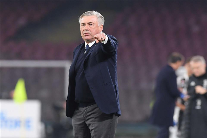 Ancelotti: «Se mi trovate incatenato a Castel Volturno, abbiamo venduto Allan e Koulibaly»