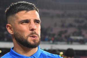 Corsport: “Per il rinnovo il Napoli offre a Insigne 2,5 milioni, ossia un ingaggio ridotto del 40%» item-thumbnail