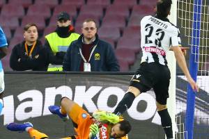 Caressa: «Caso Ospina, un giocatore che prende un colpo in testa non lo tieni in campo» item-thumbnail