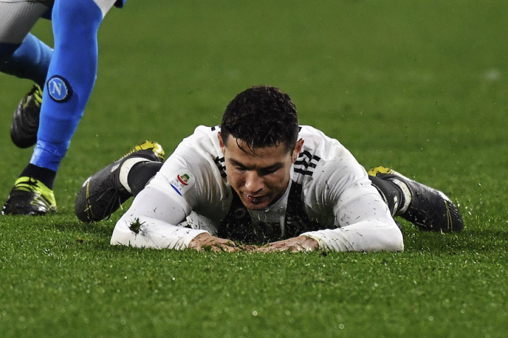 Cristiano Ronaldo a Madrid a inaugurare la sua clinica per il trapianto dei capelli