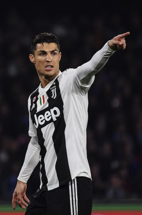 juve jeep ronaldo