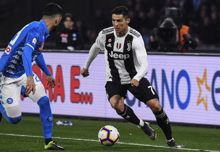 Da Ronaldo a Ibrahimovic, il calcio italiano vive di vita riflessa