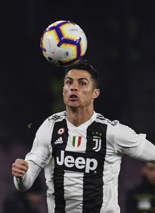 CR7: “La Champions non deve essere un’ossessione. Se i difensori costano 75 milioni allora io valgo 3-4 volte tanto” CR7: “La Champions non deve essere un’ossessione. Se i difensori costano 75 milioni allora io valgo 3-4 volte tanto”