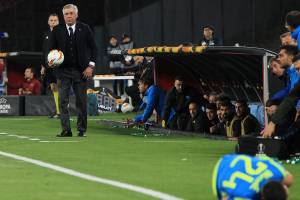 Ancelotti sostituisce Insigne che non la prende affatto bene item-thumbnail