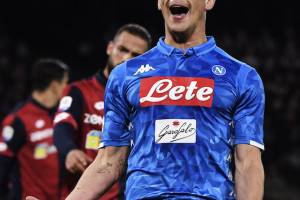 Gazzetta: Salisburgo-Napoli, Mertens favorito, ma sarà difficile rinunciare a Milik item-thumbnail