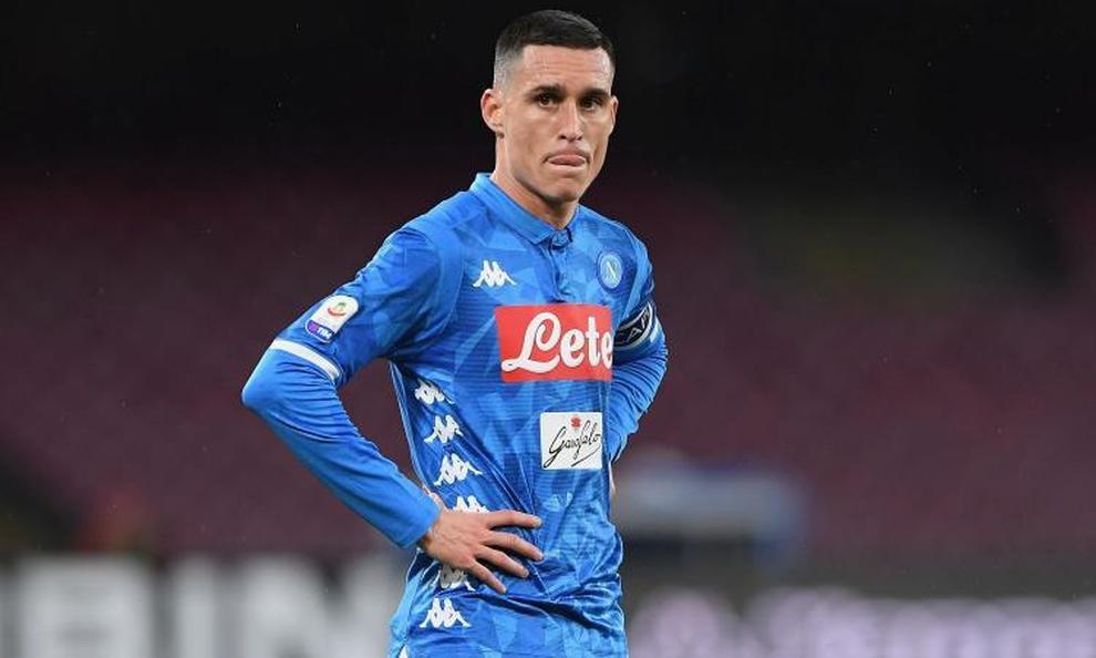 Il Napoli si stringe attorno a Callejon: la maglietta diventa una reliquia