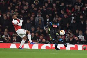 Gazzetta durissima: “Napoli all’italiana, l’Arsenal lo prende a morsi” item-thumbnail
