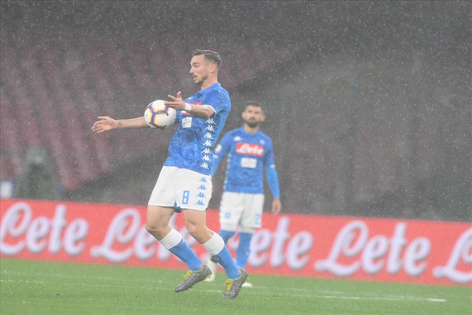 Il Napoli si è arreso, ma i tifosi prima