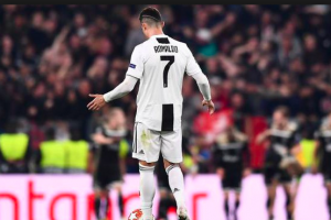 Gazzetta: La frustrazione di Ronaldo nel calcio a Veltman item-thumbnail