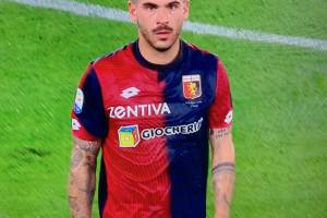 Espulso Sturaro per fallaccio su Allan. Solo per Sky “è severo” item-thumbnail
