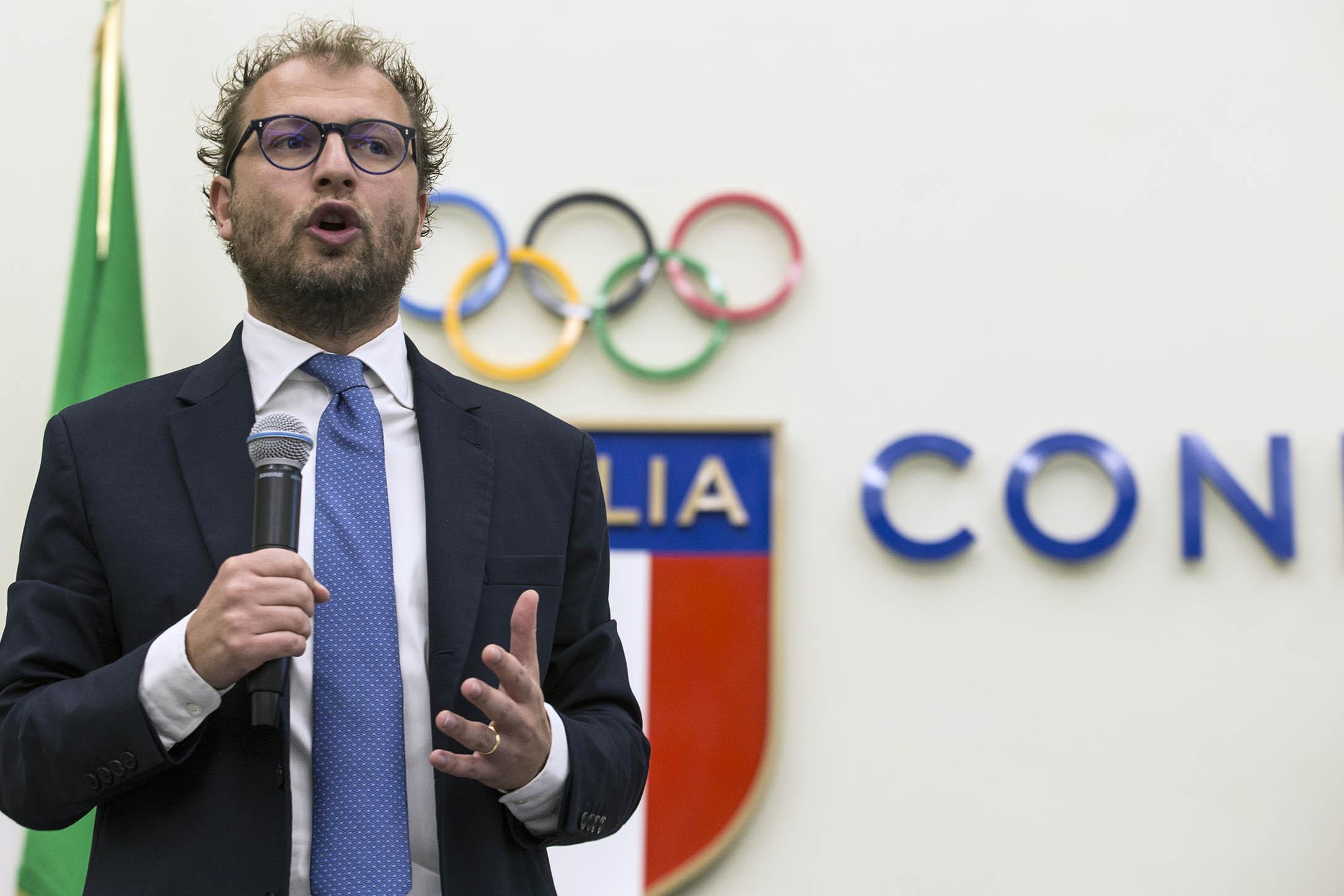 Lotti a De Laurentiis “San Paolo ristrutturato con i fondi delle Universiadi”