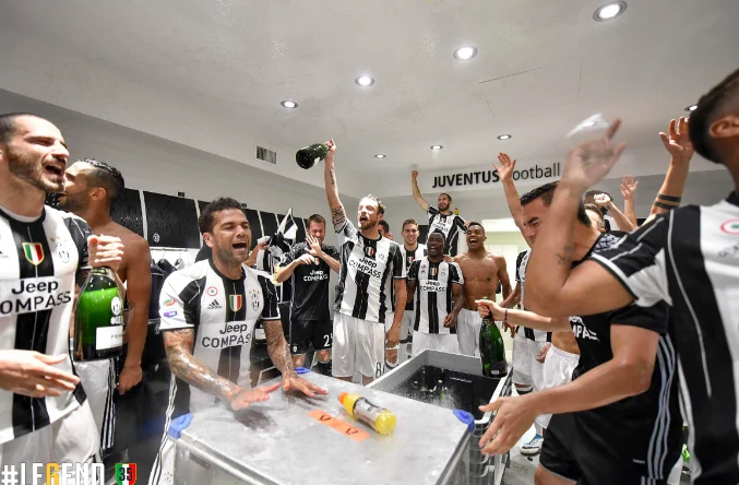 allegri spogliatoio juventus