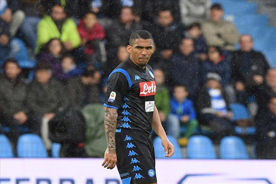 CorSport: Psg alla riscossa per Allan, ma il Napoli resiste CorSport: Psg alla riscossa per Allan, ma il Napoli resiste