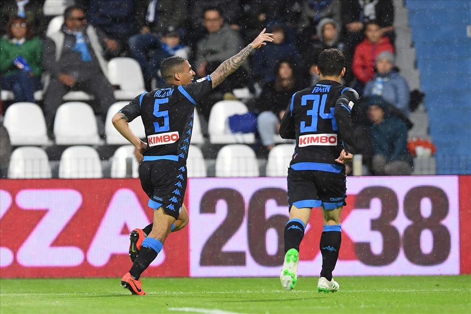Gazzetta: Allan e Mario Rui, due gol dalle retrovie Gazzetta: Allan e Mario Rui, due gol dalle retrovie